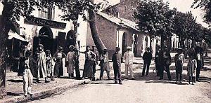 2079- Teniet-El-Haad - Rue de Tiaret2 - 1909